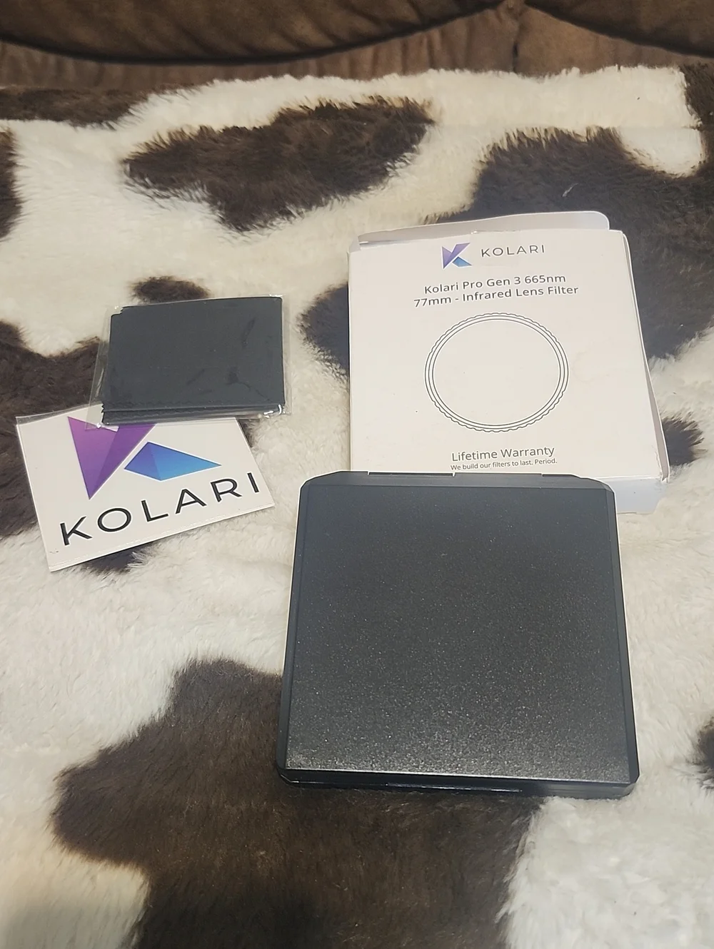 665 nm Infrared Lens Filter - 77mm Black